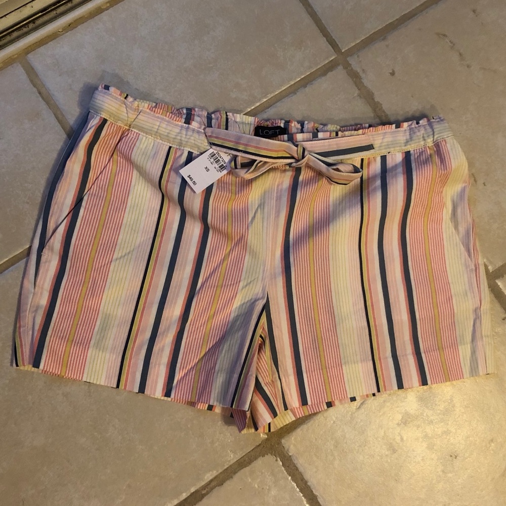 NWT LOFT Striped Tie Waist Shorts - Picture 3 of 6